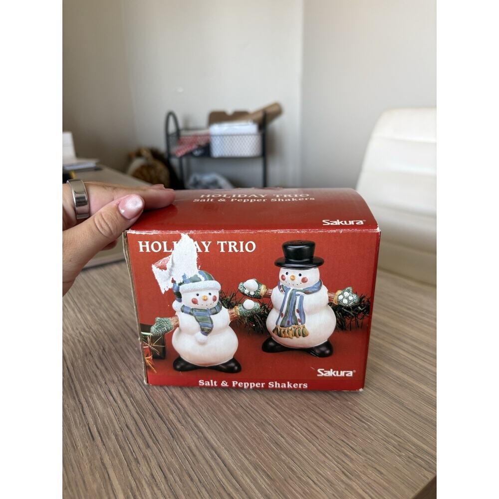 Sakura Holiday Trio Snowman Salt & Pepper Shakers Hand Painted w/ Box SL929/12 - Picture 4 of 10